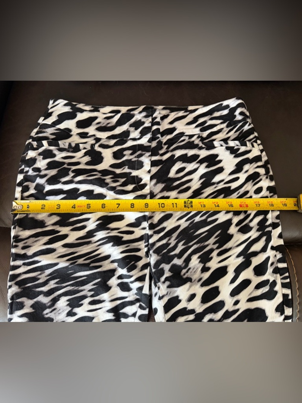 New York and Company zebra print pants - Picture 7 of 8